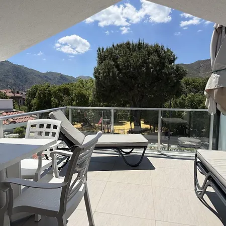 Aparthotel Arya 4*