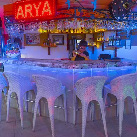 Arya Ξενοδοχείο με διαμερίσματα 4*