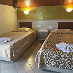 Arya Aparthotel