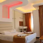 Arya Marmaris