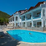 Arya Aparthotel 4*