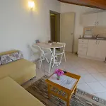 Arya Aparthotel