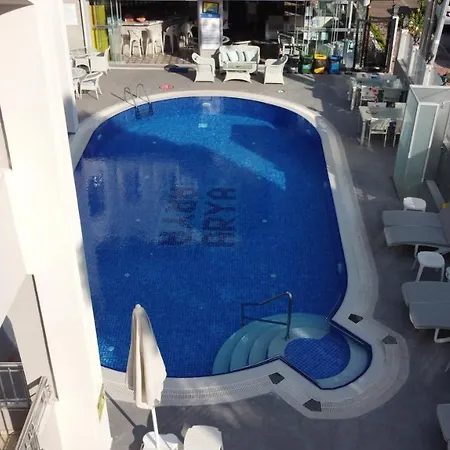 Arya Aparthotel