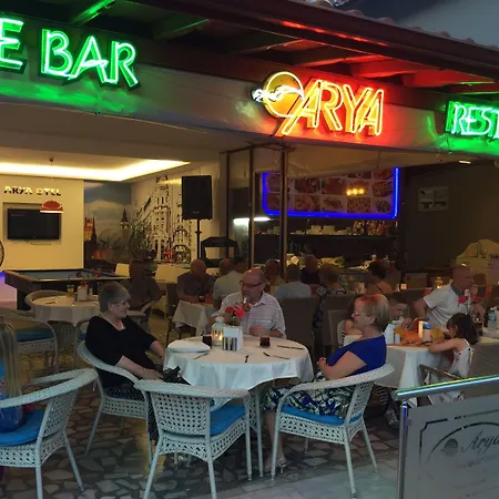 Hotel apartamentowy Arya 4*