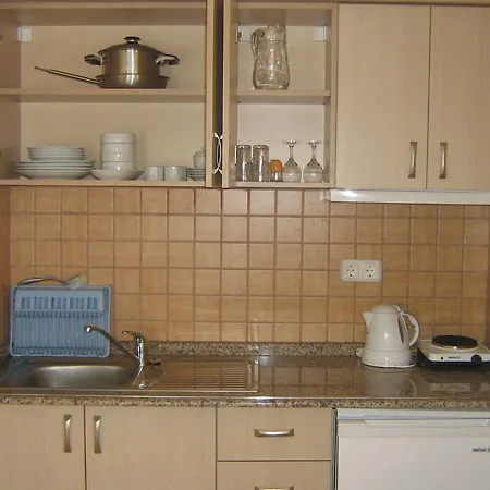 Arya Aparthotel 4*