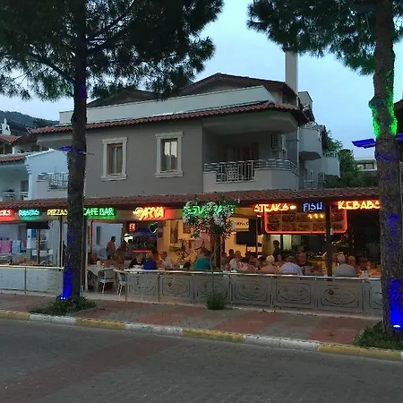 Aparthotel Arya 4*
