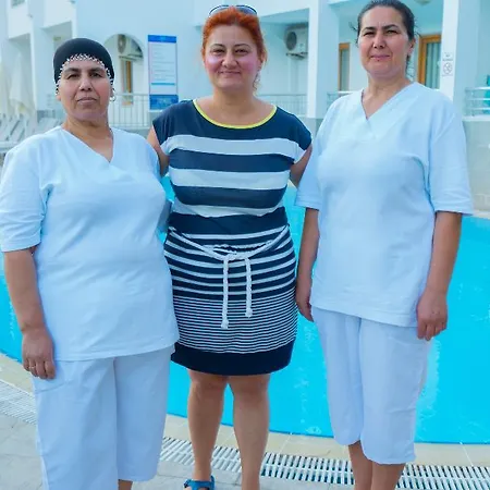Arya Aparthotel