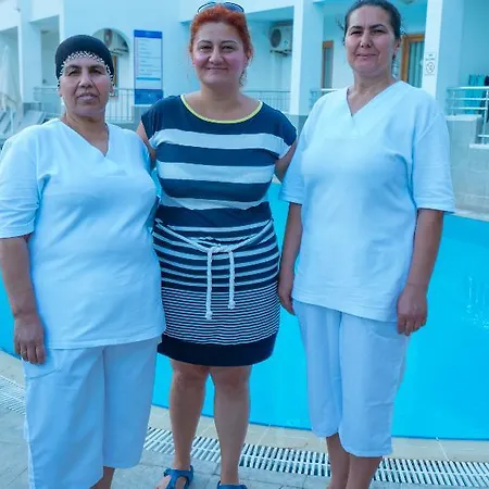 Arya Aparthotel