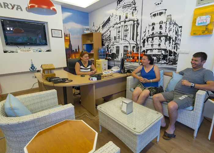Aparthotel Arya 4*