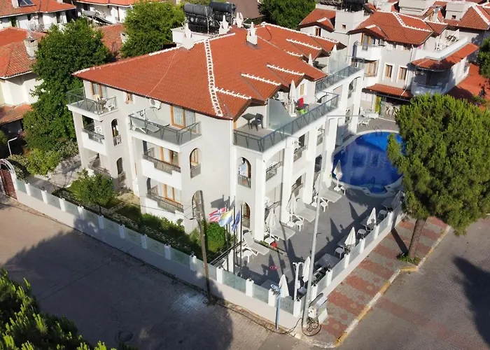Arya Marmaris
